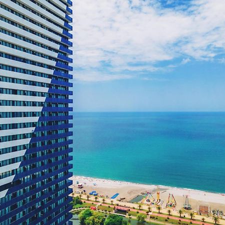 Sea View Orbi City Aparthotel Batumi Esterno foto