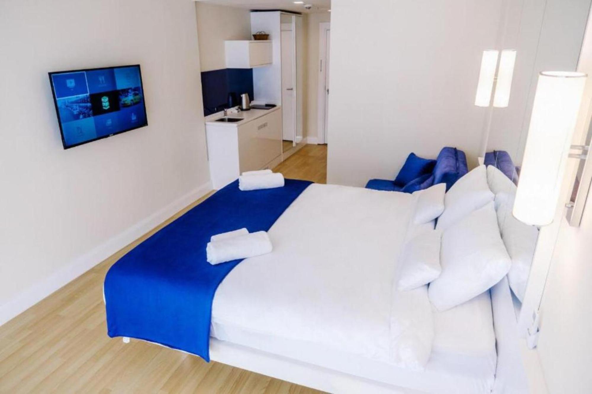 Sea View Orbi City Aparthotel Batumi Esterno foto